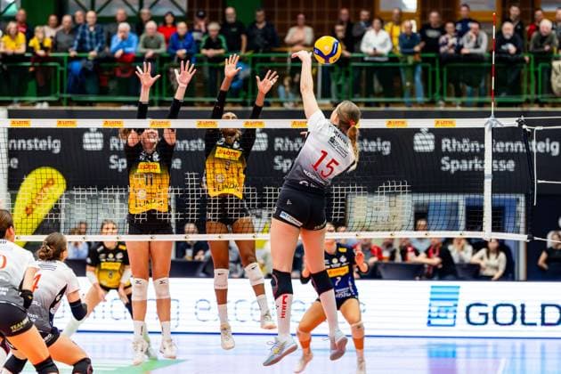 10 12 2025, GER, Volleyball, Women, Season 25 26, ZOI DVV Pokal, Semifinal, VfB 91 Suhl Lotto Thueringen Dresdner SC Marta Kamelija Levinska Dresdner SC 98527 Suhl Sporthalle Wolfsgrube Thüringen Germany