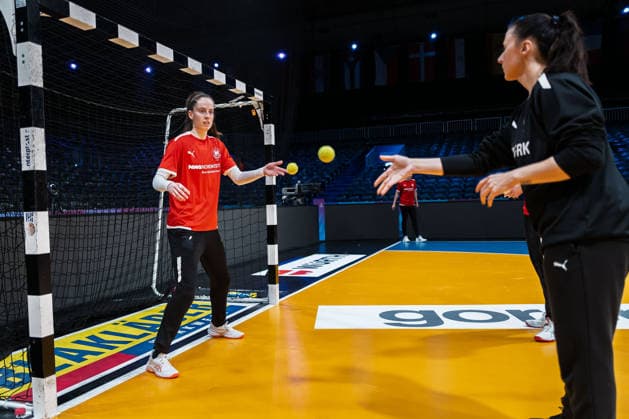 Handball, Womens World Championship Germany Training Goalkeeper Sarah Wachter Germany , Goalkeeper coach Jasmina Rebmann Jankovic Germany Rotterdam Ahoey Netherlands