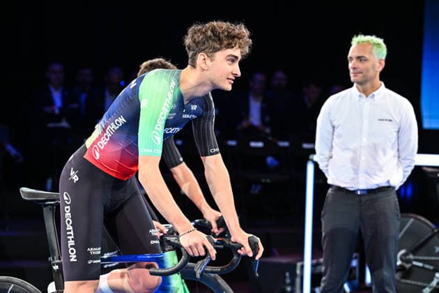 Decathlon - CMA CGM Cycling Team 2026 Presentation French rider Paul Seixas participates in the team presentation ahead of the coming 2026 season in Villeneuve d Ascq, France, on December 11, 2025. Villeneuve d Ascq France  Copyright: xGautierxDemouveauxx originalFilename:demouveaux-notitle251211_npMFs.jpg