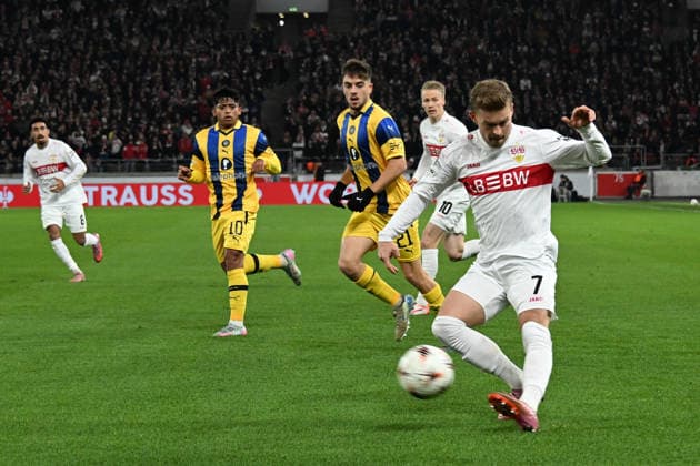 11 12 2025, xsltx, Football UEFA Europa League, VfB Stuttgart Maccabi Tel Aviv v l Maximilian Mittelstädt VfB Stuttgart Stuttgart
