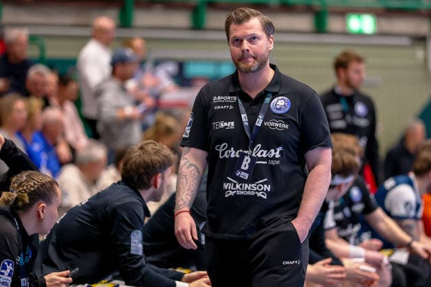 11 12 2025, Handball, HBL, Bergischer HC ThSV Eisenach, Unihalle Wuppertal Head coach Arnor Gunnarsson BHC hc Nordrhein Westfalen Germany