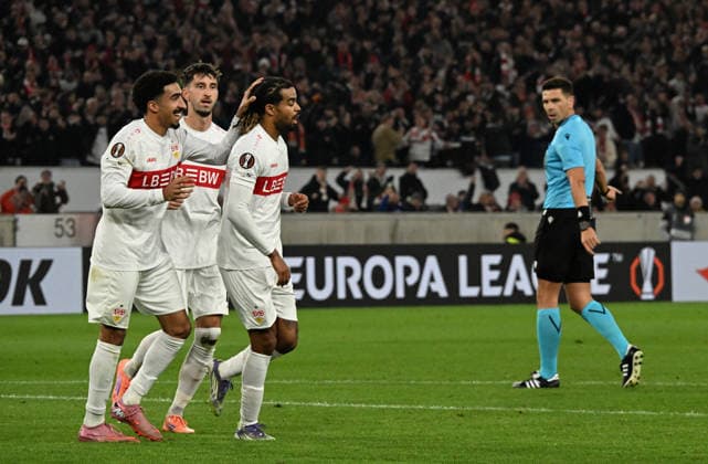 11 12 2025, xsltx, Football UEFA Europa League, VfB Stuttgart Maccabi Tel Aviv v l Lorenz Assigon VfB Stuttgart celebrate the goal, The goal celebration for 1 0 Stuttgart