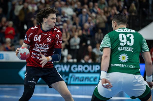 DAIKIN HBL SG Flensburg Handewitt vs Füchse Berlin 11 12 25 Lasse Kjaer Møller Nr 64, SG Flensburg Handewitt vs Mijajlo Marsenic Nr 93, Füchse Berlin DAIKIN HBL SG Flensburg Handewitt vs Füchse Berlin, GP JOULE Arena on 11 12 25 Copyright: xBEAUTIFULxSPORTS MarioxM.xKobergx