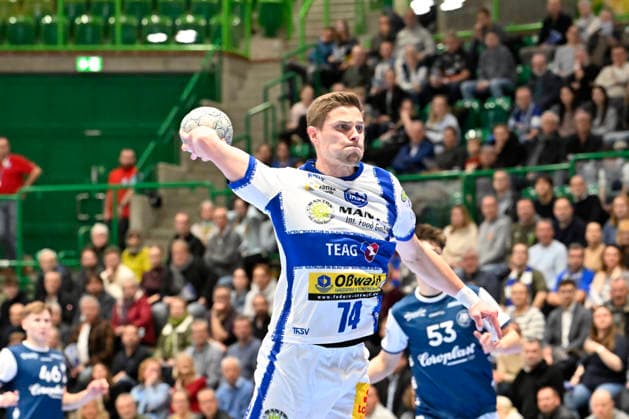 GER, 1 DAIKIN HBL, BHC06, BHC06 ThSV Eisenach, 16 Matchday 11 12 2025,Wuppertal ,Unihalle, GER, 1 DAIKIN HBL, 16 Matchday BHC06 ThSV Eisenach 1 Liqui Moly HBL regulations prohibit any use of photographs as image sequences and or quasi video in the picture Vincent Büchner THSV Eisenach 74 NordphotoxGmbHx xFreund nph00018