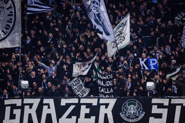 STURM GRAZ - CRVENA ZVEZDA Fans of Sturm during the league phase of UEFA Europa league football match between SK Sturm Graz and FK Crvena Zvezda Belgrade. Graz, Austria, December 11, 2025. Photo by Branislav Racko Copyright: xx 080A3667