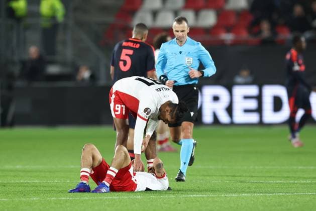 UTRECHT , 11-12-2025 , Stadium Galgenwaard , season 2025 2026 , UEFA Europa League football , League phase Matchday 6 , match between FC Utrecht and Nottingham Forrest , picture shows FC Utrecht player Alonzo Engwanda, FC Utrecht player Sebastian Haller Utrecht - Nottingham Forrest  x200122170x Copyright: