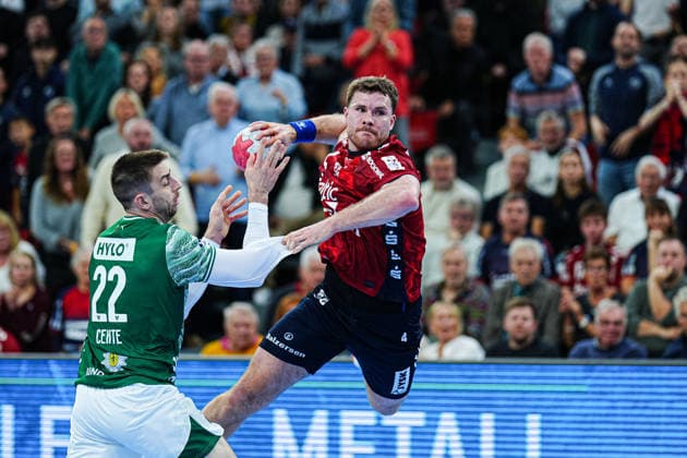Throw Goal Johannes Golla SG Flensburg Handewitt, 04 GER, SG Flensburg Handewitt vs Fuechse Berlin, Handball, Bundesliga, Matchday 16, Season 2026 2026, 11 12 2025 GER, SG Flensburg Handewitt vs Fuechse Berlin, Handball, Bundesliga, Matchday 16, Season 2026 2026, 11 12 2025 Flensburg Copyright: xEibner-Pressefoto MarcelxvonxFehrnx EP_MFN