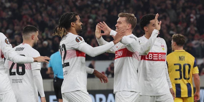 Stuttgart , Football UEFA Europa League VfB Stuttgart vs Maccabi Tel Aviv , from left , Lorenz Assignon Maximilian Mittelstädt VfB