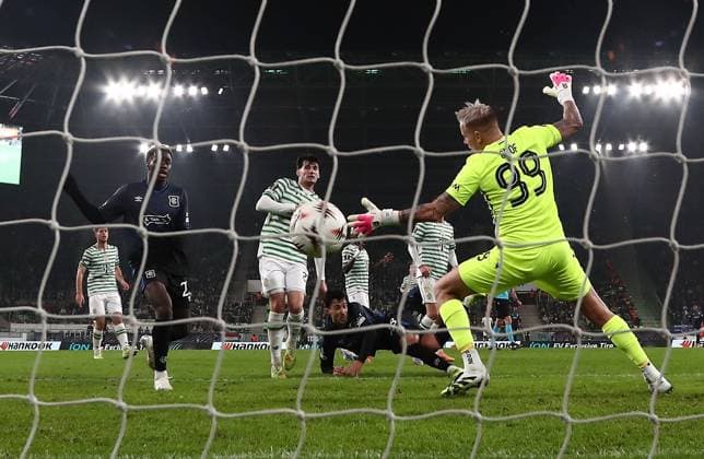 Bojan Miovski of Rangers scores the opening goal past David Grof of Ferencvaros Ferencvaros v Rangers, UEFA Europa League, Group Stage, Football, Groupama Arena, Budapest, Hungary - 11 Dec 2025Budapest Groupama Arena Hungary EDITORIAL USE ONLY No use with unauthorised audio, video, data, fixture lists, club league logos or live services. Online in-match use limited to 120 images, no video emulation. No use in betting, games or single club league player publications.  Copyright: xMichaelxZemanek Shutterstockx 16080575ab