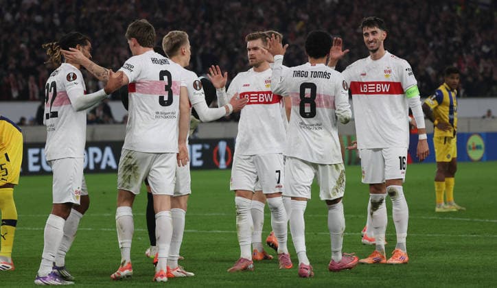 Stuttgart , Football UEFA Europa League VfB Stuttgart vs Maccabi Tel Aviv , VfB cheers