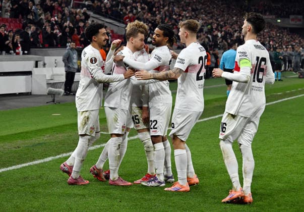11 12 2025, xsltx, Football UEFA Europa League, VfB Stuttgart Maccabi Tel Aviv v l Maximilian Mittelstädt VfB Stuttgart celebrate the goal, The goal celebration for 3 0 Stuttgart