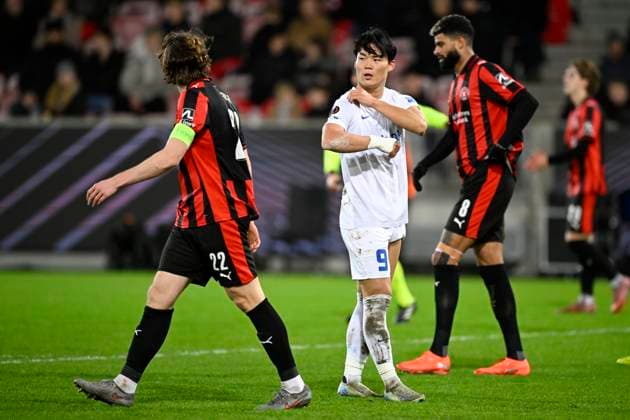 Midtjylland v KRC Genk - UEFA Europa League MIDTJYLLAND, DENMARK - DECEMBER 11 : Bech Mads defender of Midtjylland and Oh Hyeon-Gyu forward of KRC Genk during the UEFA Europa League 2025 26 League Phase MD6 match between Midtjylland and KRC Genk on December 11, 2025 in Midtjylland, Denmark, 11 12 2025 Midtjylland Denmark  Copyright: xTomasxSiskx