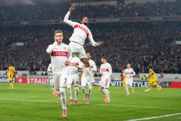 Goal for 3 0 by Maximilian Mittelstaedt VfB Stuttgart, 07 , penalty kick, penalty kick after handball cheers, goal celebration cheers his goal re Lorenz Assignon VfB Stuttgart, 22 GER, VfB Stuttgart vs Maccabi Tel Aviv, Football, UEFA Europa League, Men, Matchday 6, Season 2025 2026, 11 12 2025, GER, VfB Stuttgart vs Maccabi Tel Aviv, Football, UEFA Europa League, Men, Matchday 6, Season 2025 2026, 11 12 2025 Stuttgart Copyright: xEibner-Pressefoto WolfgangxFrankx EP_WFK
