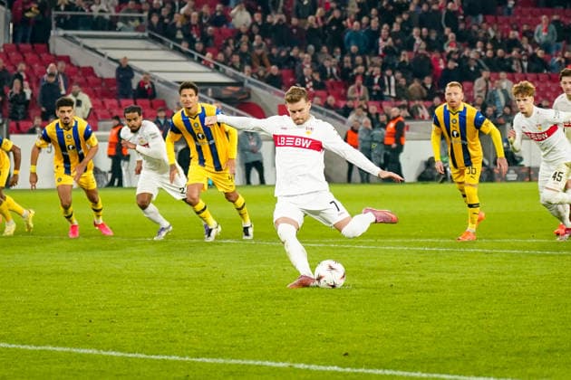Football UEFA Europa League 2025 26, Matchday 6 VfB Stuttgart vs Maccabi Tel Aviv FC Arena Stuttgart Germany Goal and goal celebration to 3 0 by Maximilian Mittelstädt Maximilian Mittelstaedt VfB Stuttgart, 7 by penalty kick, joy, emotions, jubilation penalty scene Copyright: xJOERANxSTEINSIEKx