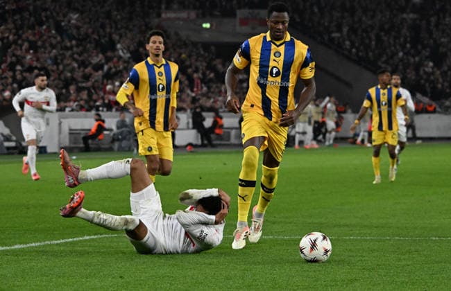 11 12 2025, xsltx, Football UEFA Europa League, VfB Stuttgart Maccabi Tel Aviv v l Tiago Tomas VfB Stuttgart , Mohamed Camara Maccabi Tel Aviv Stuttgart
