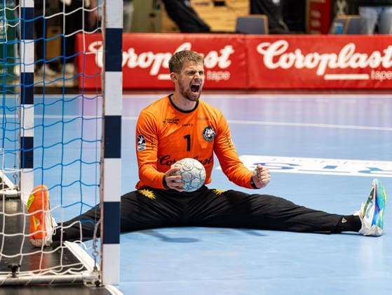Christopher Rudeck Bergischer HC, 01 cheers and is happy after his save Bergischer HC vs ThSV Eisenach, Handball, 1 Bundesliga, Matchday 16, Season 2025 2026, 11 12 2025 Bergischer HC vs ThSV Eisenach, Handball, 1 Bundesliga, Matchday 16, Season 2025 2026, 11 12 2025 Wuppertal Copyright: xEibner-Pressefoto DamianxKruczynx EP_DKI