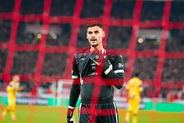 Football UEFA Europa League 2025 26, Matchday 6 VfB Stuttgart vs Maccabi Tel Aviv FC Arena Stuttgart Germany Roei Mishpati Maccabi Tel Aviv, 90 Copyright: xJOERANxSTEINSIEKx