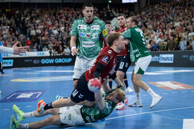 DAIKIN HBL SG Flensburg Handewitt vs Füchse Berlin 11 12 25 Simon Pytlick No 02, SG Flensburg Handewitt prevails DAIKIN HBL SG Flensburg Handewitt vs Füchse Berlin, GP JOULE Arena on 11 12 25 Copyright: xBEAUTIFULxSPORTS MarioxM.xKobergx