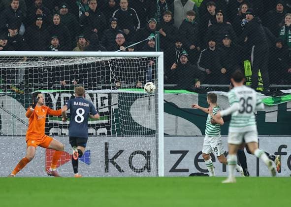 Barnabas Varga of Ferencvaros scores his sides second goal Ferencvaros v Rangers, UEFA Europa League, Group Stage, Football, Groupama Arena, Budapest, Hungary - 11 Dec 2025Budapest Groupama Arena Hungary EDITORIAL USE ONLY No use with unauthorised audio, video, data, fixture lists, club league logos or live services. Online in-match use limited to 120 images, no video emulation. No use in betting, games or single club league player publications.  Copyright: xMichaelxZemanek Shutterstockx 16080575am