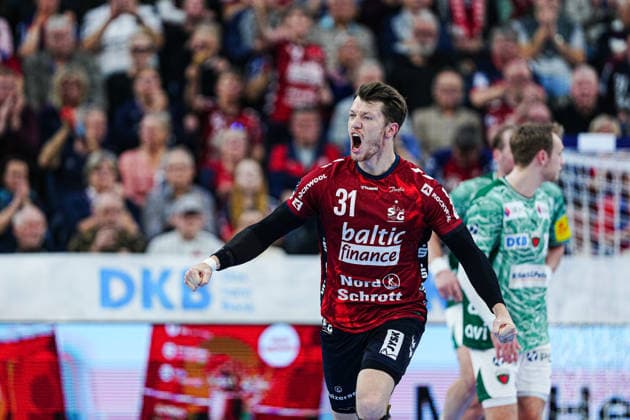 Goal celebration Emil Manfeldt Jakobsen SG Flensburg Handewitt, 31 GER, SG Flensburg Handewitt vs Fuechse Berlin, Handball, Bundesliga, Matchday 16, Season 2026 2026, 11 12 2025 GER, SG Flensburg Handewitt vs Fuechse Berlin, Handball, Bundesliga, Matchday 16, Season 2026 2026, 11 12 2025 Flensburg Copyright: xEibner-Pressefoto MarcelxvonxFehrnx EP_MFN