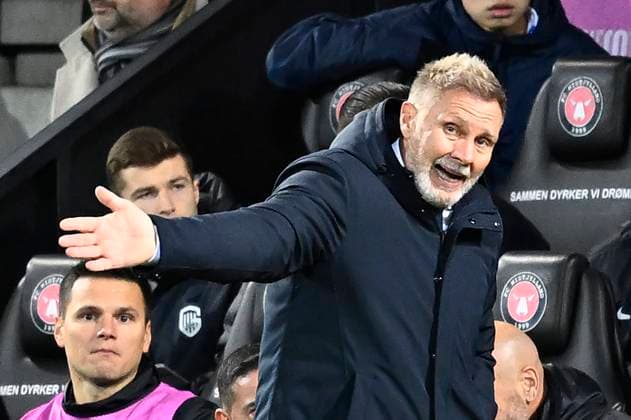 Midtjylland v KRC Genk - UEFA Europa League MIDTJYLLAND, DENMARK - DECEMBER 11 : Fink Thorsten head coach of KRC Genk during the UEFA Europa League 2025 26 League Phase MD6 match between Midtjylland and KRC Genk on December 11, 2025 in Midtjylland, Denmark, 11 12 2025 Midtjylland Denmark  Copyright: xTomasxSiskx