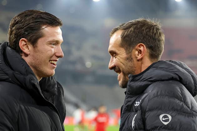 Michael Gregoritsch and Julian Schuster SC Freiburg, Coach before kick-off , Germany, Football, UEFA Europa League, Matchday 6, 2025 2026, SC Freiburg vs RB Salzburg, 11 12 2025, Europa Park Stadion Freiburg , Freiburg im Breisgau, Germany Freiburg im Breisgau Europa Park Stadion Freiburg Baden Württemberg Germany Copyright: xGrantxHubbsx