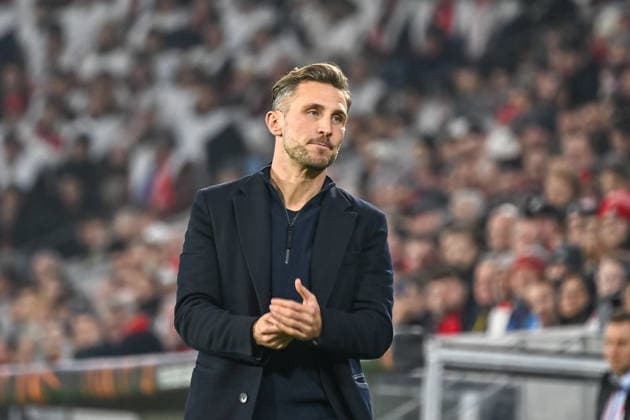 Kai Hesse FC Red Bull Salzburg, Co Coach with Emotion GER, SC Freiburg FC Salzburg, Football, Europa League, Matchday 6, Season 2025 2026, 11 12 2025 GER, SC Freiburg FC Salzburg, Football, Europa League, Matchday 6, Season 2025 2026, 11 12 2025 Freiburg Copyright: xEibner-Pressefoto ThomasxHessx EP_THS
