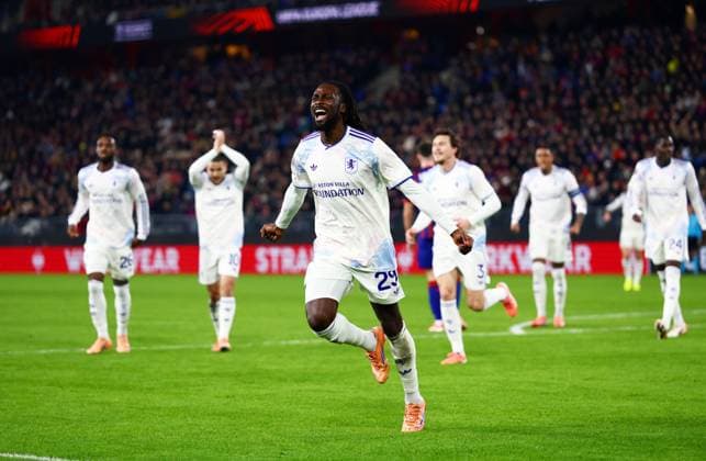Evann Guessand of Aston Villa celebrates scoring a goal after making the score 0-1. FC Basel v Aston Villa, UEFA Europa League, Group Stage, Football, St. Jakob-Park, Basel, Switzerland - 11 Dec 2025Basel St. Jakob-Park Switzerland EDITORIAL USE ONLY No use with unauthorised audio, video, data, fixture lists, club league logos or live services. Online in-match use limited to 120 images, no video emulation. No use in betting, games or single club league player publications. Copyright: xJamesxMarsh Shutterstockx 16080606bd