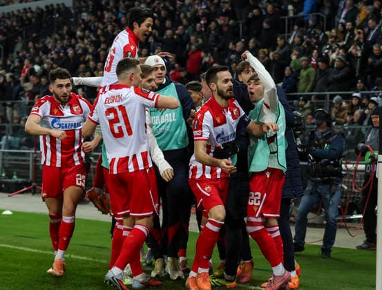 Sturm v Crvena Zvezda, UEFA Europa League, League phase, Matchday 6, season 2025 2026 Mirko Ivanic (R) of Crvena Zvezda celebrates after scoring a goal with Vasilije Kostov, Timi Elsnik, Nayair Tiknizyan, Seol Young-woo during the UEFA Europa League football match between Sturm Graz and Crvena Zvezda (Red Star) at Stadion Graz Liebenau on December 11. 2025. in Graz, Austria. Graz Austria Copyright: xPedjaxMilosavljevic STARSPORTx
