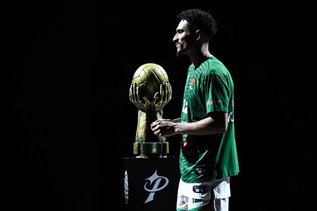 BASKET : Paris Basketball vs Zalgiris Kaunas - Euroligue - JournÃ e 15 - 11 12 25 Maodo Lo (Zalgiris Kaunas) ParisFrance  Copyright: xBaptistexAutissierx