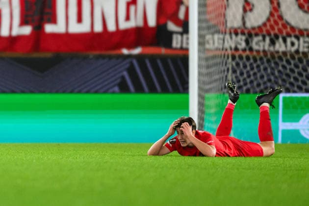 251211 Eivind Helland of Brann during the UEFA Europa League football match between Brann and Fenerbache on December 11, 2025 in Bergen Photo Marius Simensen BILDBYRAN COP 238 MM0053 bbeng fotboll football soccer fotball uefa europa league brann fenerbache  Copyright: MARIUSxSIMENSEN BB251211ZZ018