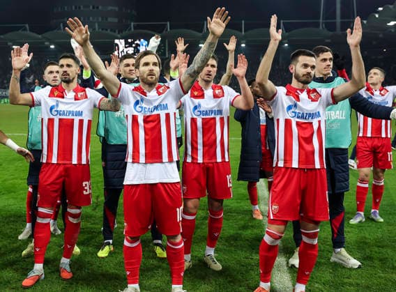 Sturm v Crvena Zvezda, UEFA Europa League, League phase, Matchday 6, season 2025 2026 from left Rade Krunic, Aleksandar Katai, Milos Veljkovic, Mirko Ivanic and Stefan Lekovic of Crvena Zvezda celebrate after winning the UEFA Europa League football match between Sturm Graz and Crvena Zvezda (Red Star) at Stadion Graz Liebenau on December 11. 2025. in Graz, Austria. Graz Austria Copyright: xPedjaxMilosavljevic STARSPORTx