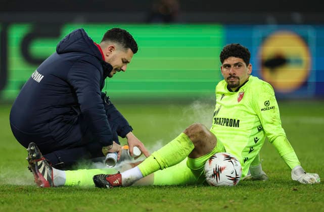 Sturm v Crvena Zvezda, UEFA Europa League, League phase, Matchday 6, season 2025 2026 goalkeeper Matheus Magalhaes of Crvena Zvezda during the UEFA Europa League football match between Sturm Graz and Crvena Zvezda (Red Star) at Stadion Graz Liebenau on December 11. 2025. in Graz, Austria. Graz Austria Copyright: xPedjaxMilosavljevic STARSPORTx