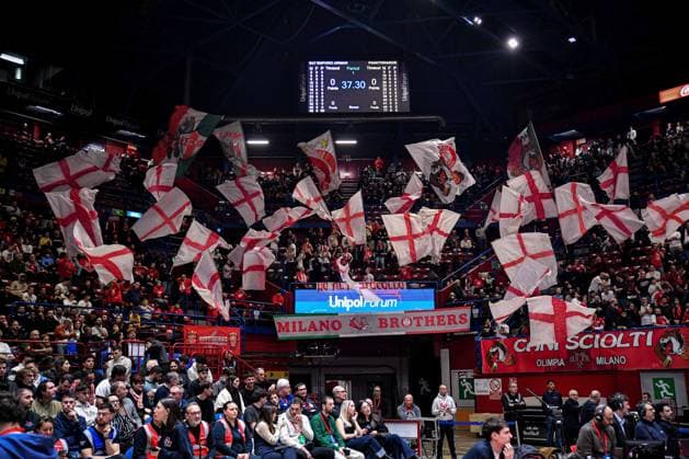 Tifosi, Pubblico, Spettatori, EA7 Emporio Armani Olimpia Milano - Panathinaikos AKTOR Athens Turkish Airlines Euroleague 2025-26 Milano, 11 12 2025 Foto ClaudioDegaspari Ciamillo-Castoria Assago Unipol Forum Lombardia Italy  Copyright: xClaudioxxDegasparix