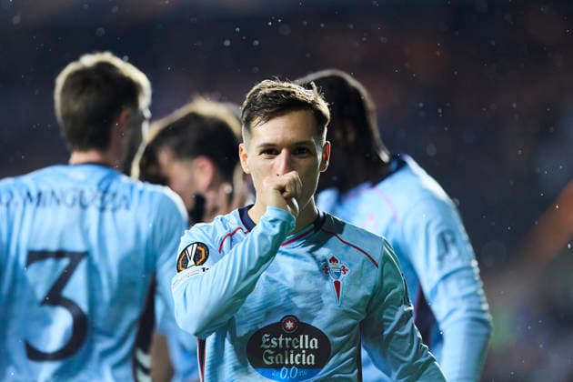 RC Celta de Vigo v Bologna - UEFA Europa League 2025 26 League Phase MD6 VIGO, SPAIN - DECEMBER 11: Bryan Zaragoza of Celta de Vigo celebrates after scoring his team s first goal during to the UEFA Europa League 2025 26 League Phase MD6 match between RC Celta de Vigo and Bologna at Estadio Abanca Balaidos on December 11, 2025 in Vigo, Spain. (Photo by Diego Simon Photo Players Images Magara press) Vigo Estadio Abanca Balaidos Spain Copyright: xDiegoxSimonx