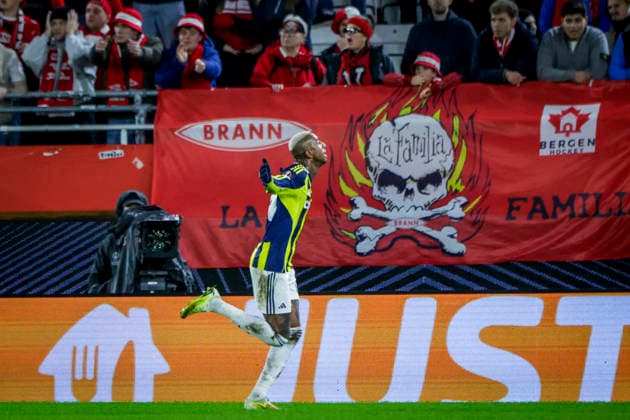 UEFA Europa League 2025 SK Brann Fenerbahce Bergen 20251211 Fenerbahces Talisca celebrates the 3 0 goal in the UEFA Europa League match between SK Brann and Fenerbahce at Brann Stadium Photo Paul S Amundsen NTB Bergen Norway EDITORIAL USE ONLY RESTRICTED USE FOR BETTING COMPANIES  Copyright: xPaulxS.xAmundsenx xNTBx