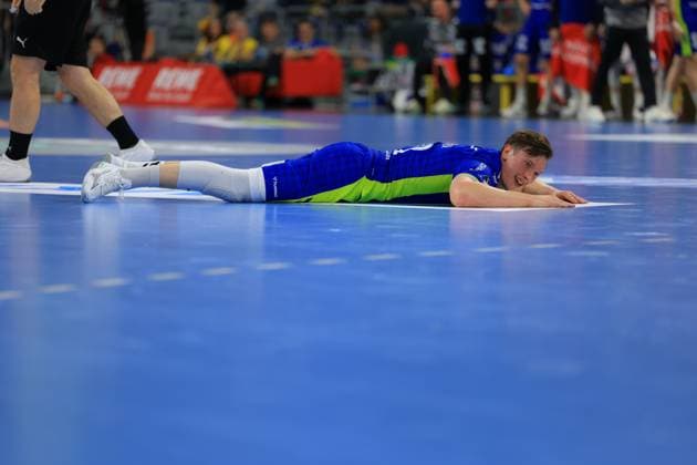 Scene with Ole Pregler 23 VfL Gummersbach Ole Pregler 23 VfL Gummersbach in ground position Copyright: xspeedshotx