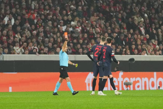 UEFA Europa League SC Freiburg vs FC Salzburg, 11 12 2025 Elchin Masiyev referee who shows red card after VAR decision Petar Ratkov FC Salzburg, 21 UEFA Europa League SC Freiburg vs FC Salzburg, Europa Park Stadium, 11 12 2025 Copyright: xBEAUTIFULxSPORTS Boscox
