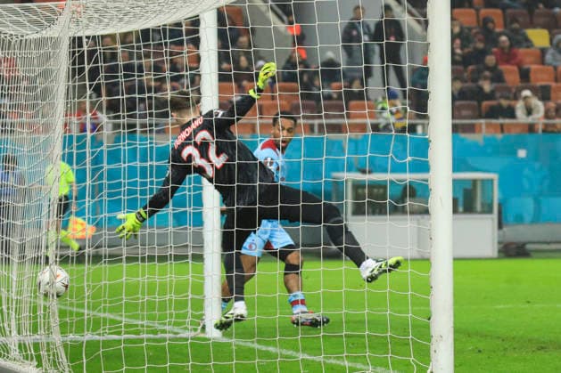 November, 11, 2025, UEFA EUROPA LEAGUE, League phase, Matchday 6, FCSB vs Feyenoord, Bucharest, National Arena Stadium 8 Quinten Timber scores his side to make it two to one