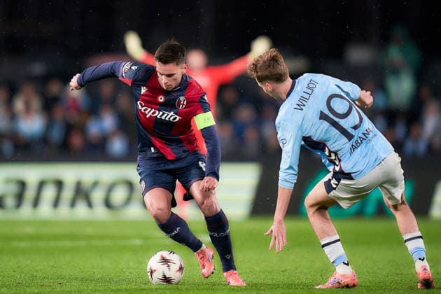 ESP: RC Celta - Bologna FC UEFA Europa League. Matchday 6. Nikola Moro of Bologna FC during the UEFA Europa League match, between RC Celta and Bologna FC, Matchday 6, Balaidos Stadium on December 11, 2025 in Vigo, Spain. kpng Copyright: xPedroxMinax xPRESSINx PM_251211_CEL_BOL_010