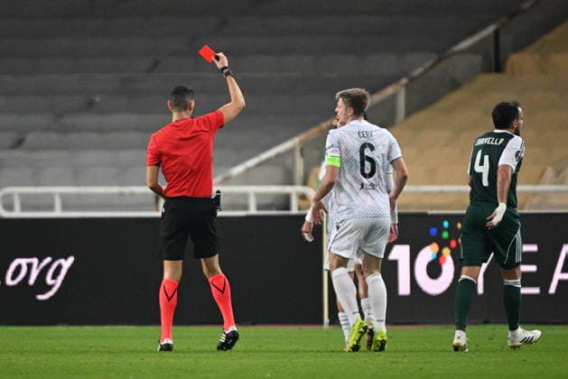 UEFA Europa League - Panathinaikos vs Viktoria Plzen - Referee shows the red card to Vaclav Jemelka of Viktoria Plzen during the UEFA Europa League Phase matchday 6 soccer match between Panathinaikos and Viktoria Plzen at the Olympic Athletic Center of Athens Spyros Louis in Athens, Greece, 11 Decemberr 2025. IMAGO ONE INCH PRODUCTIONS ATHENS GREECE Copyright: xONExINCHxPRODUCTIONSx 6775397