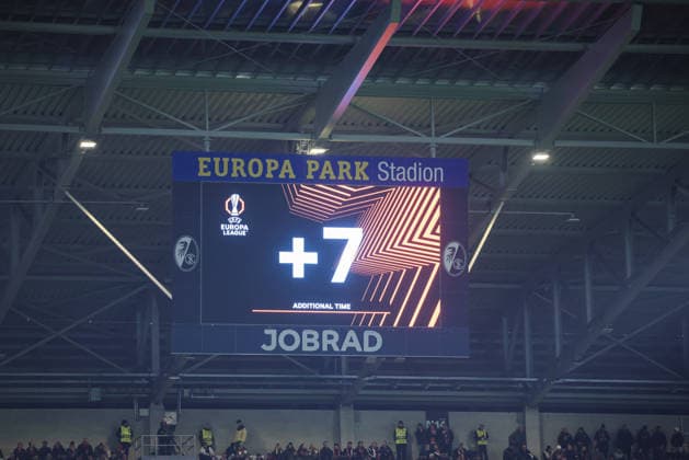 11 12 2025, xhettx, Football UEFA Europa League, SC Freiburg RB Salzburg v l injury time first half DFL DFB REGULATIONS PROHIBIT ANY USE OF PHOTOGRAPHS as IMAGE SEQUENCES and or QUASI VIDEO Freiburg