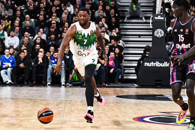 BASKET : Paris Basketball vs Zalgiris Kaunas - Euroligue - JournÃ e 15 - 11 12 25 Moise Auteur (Zalgiris Kaunas) ParisFrance  Copyright: xBaptistexAutissierx