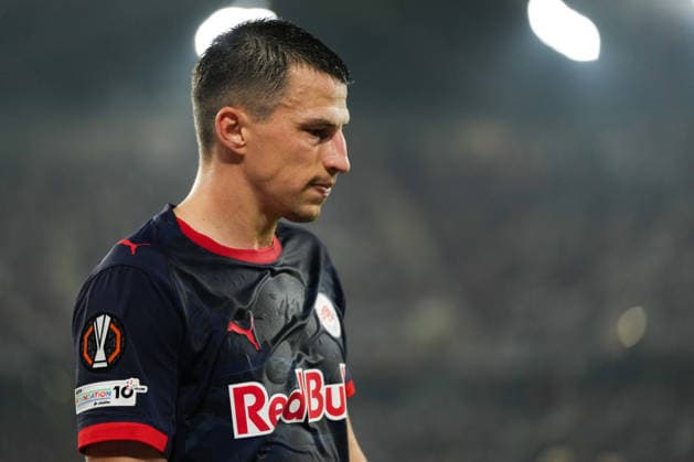UEFA Europa League SC Freiburg vs FC Salzburg, 11 12 2025 Stefan Lainer FC Salzburg, 22 after his substitution UEFA Europa League SC Freiburg vs FC Salzburg, Europa Park Stadion, 11 12 2025 Copyright: xBEAUTIFULxSPORTS Boscox