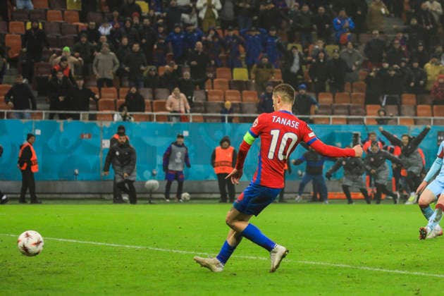 November, 11, 2025, UEFA EUROPA LEAGUE, League phase, Matchday 6, FCSB vs Feyenoord, Bucharest, National Arena Stadium 10 Florin Tanase scores the fourth goal of his siode and the winner