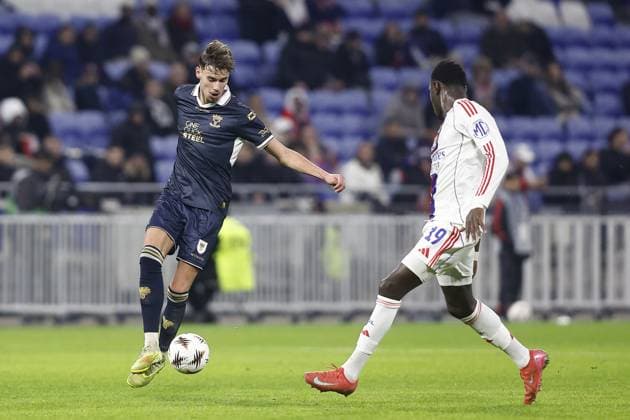 LYON , 17-11-2025 , Groupama Stadium , season 2025 2026 , UEFA Europa League League phase . match between Olympique Lyon and Go Ahead Eagles, final score 2-1 , Picture shows Eagles player Milan Smit Olympique Lyon - Go Ahead Eagles  x200126492x Copyright: