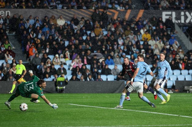 Mf Vigo 11 12 2025 - Europa League Celta Vigo-Bologna foto Michele Finessi Image nella foto: gol Federico Bernardeschi 