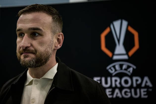 251211 Head coach Anes Mravac of Malmö FF is being interviewed by the media after the Europa League football match between Porto and Malmö FF on December 11, 2025 in Porto Photo Ludvig Thunman BILDBYRAN kod LT LT0761 fotboll football soccer fotball uefa europa league europa league porto malmö ff bbeng  Copyright: LUDVIGxTHUNMAN BB251211LT116