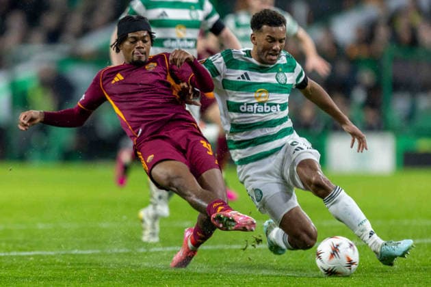 Celtic v Roma Europa League 11 12 2025. Leon Bailey of AS Roma is challenged by Auston Trusty of Celtic FC during the UEFA Europa League 2025 26 Matchday 6. Celtic FC vs AS Roma, Celtic Park, Glasgow, 11 December 2025. Parkhead Celtic Park Glasgow Scotland Editorial use only , Copyright: xColinxPoultneyx PSI-23408-0032