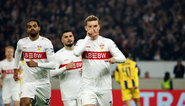 11 12 25 VfB Stuttgart Maccabi Tel Aviv FC Germany, Stuttgart, 11 12 2025, Football, UEFA Europa League, Season 2025 2026, VfB Stuttgart Maccabi Tel Aviv FC Maximilian Mittelstädt VfB Stuttgart Jubel Tor Elfmeter 3 0 Mittelstädt
